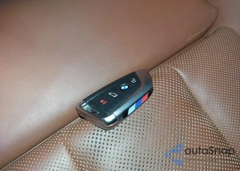 2023 BMW M4 Competition xDrive z USA, uszkodzony, nr VIN WBS33BA06PCL41709